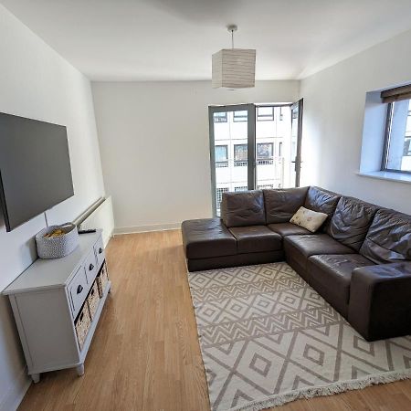 Best Location In Belfast! Free Parking Ngoại thất bức ảnh