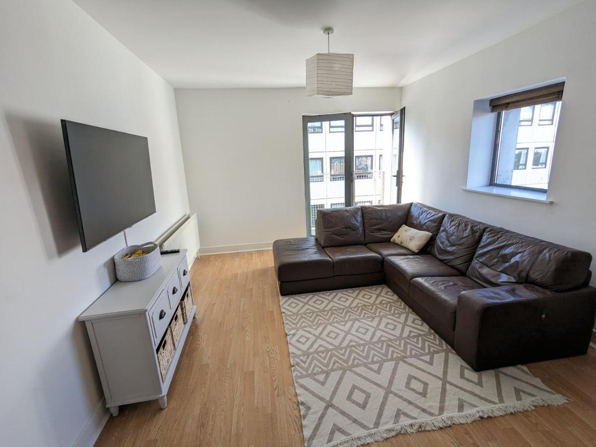 Best Location In Belfast! Free Parking Ngoại thất bức ảnh