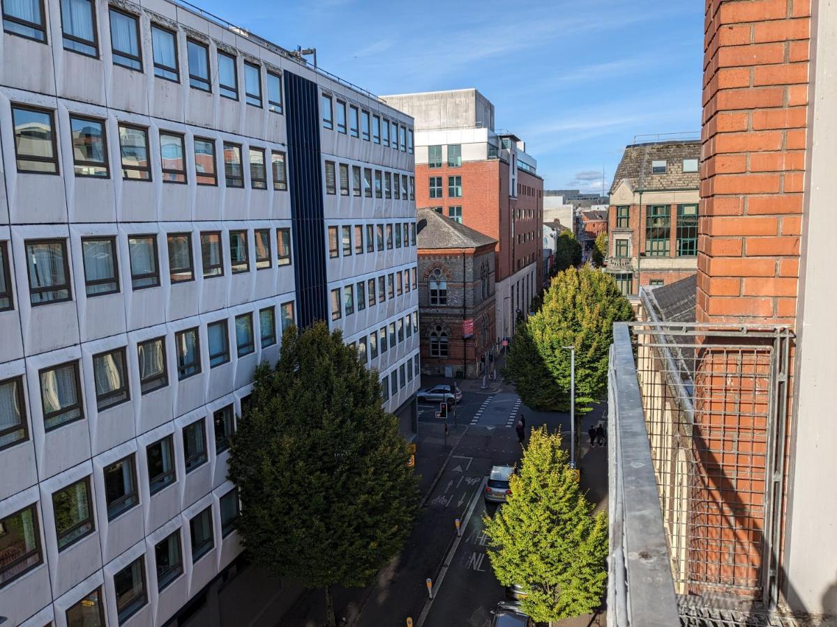 Best Location In Belfast! Free Parking Ngoại thất bức ảnh